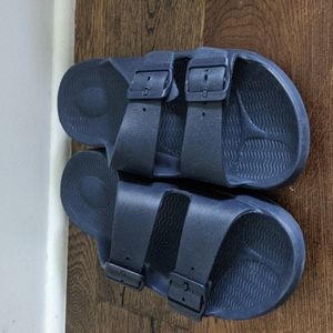 Stylish Navy Double Buckle Sandals
